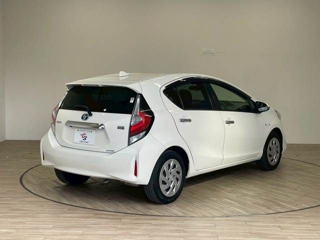 TOYOTA AQUA 2018 Image 31