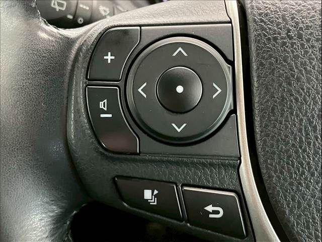 TOYOTA VOXY 2019 Image 31