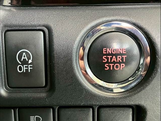 TOYOTA VOXY 2019 Image 31