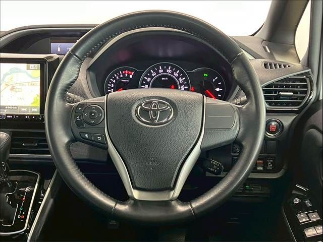 TOYOTA VOXY 2019 Image 31