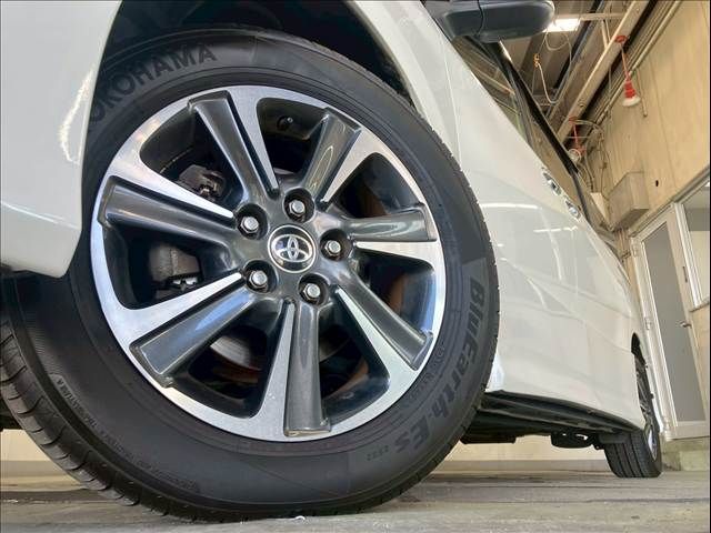 TOYOTA VOXY 2019 Image 31