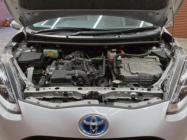 TOYOTA AQUA 2018 Image 31