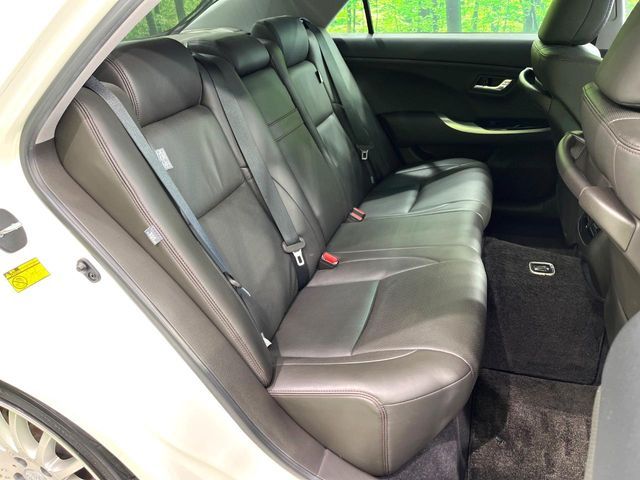 TOYOTA CROWN SEDAN 2011 Image 31