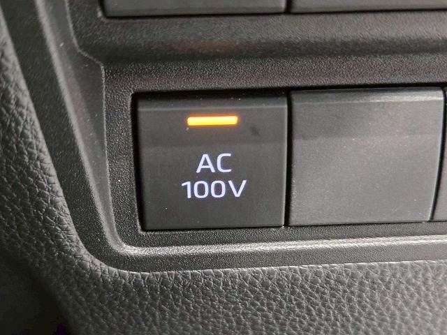 TOYOTA YARIS CROSS HYBRID 2022 Image 31