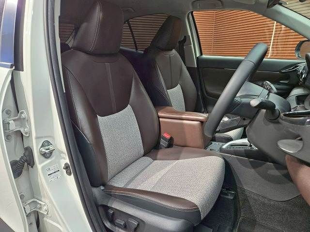 TOYOTA YARIS CROSS HYBRID 2022 Image 31