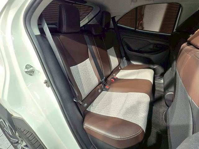 TOYOTA YARIS CROSS HYBRID 2022 Image 31