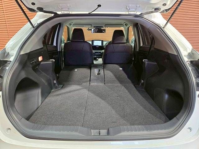 TOYOTA YARIS CROSS HYBRID 2022 Image 31