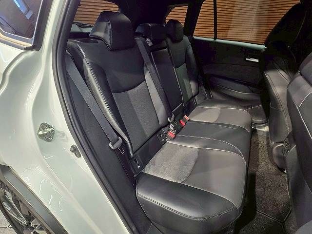 TOYOTA COROLLA CROSS HYBRID 2023 Image 31