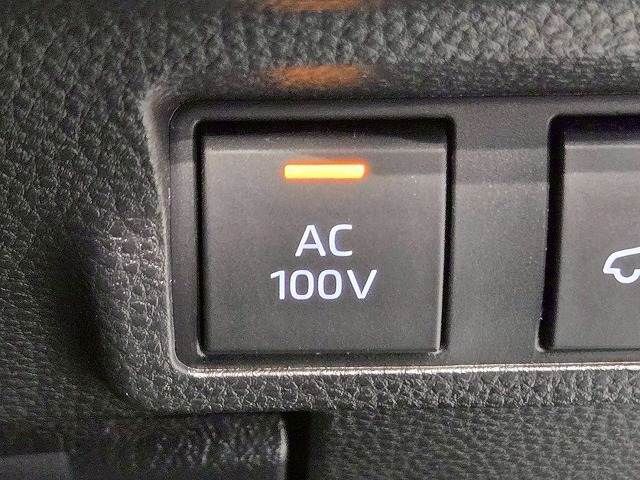 TOYOTA COROLLA CROSS HYBRID 2023 Image 31