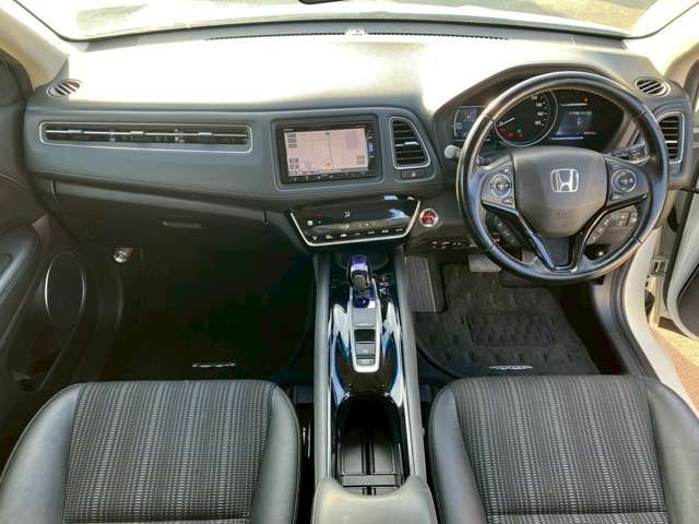 HONDA VEZEL HYBRID 2017 Image 31