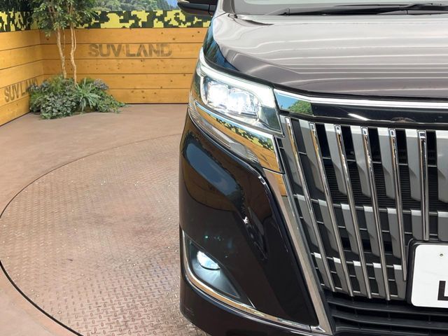 TOYOTA ESQUIRE 2018 Image 31