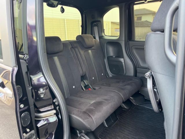 HONDA N BOX CUSTOM 2021 Image 31