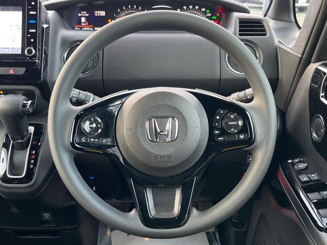 HONDA N BOX CUSTOM 2021 Image 31