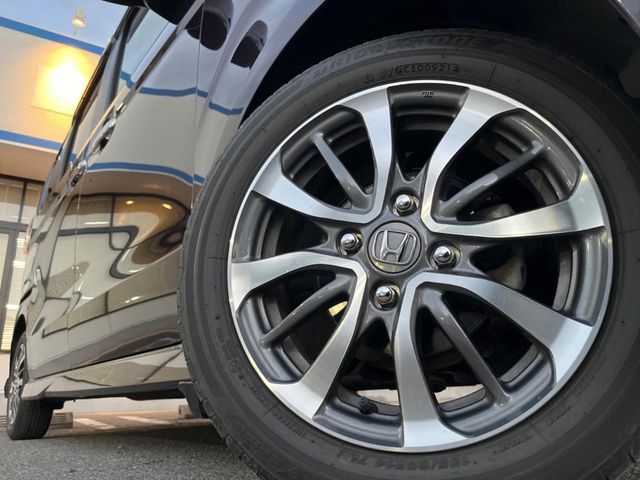 HONDA N BOX CUSTOM 2021 Image 31