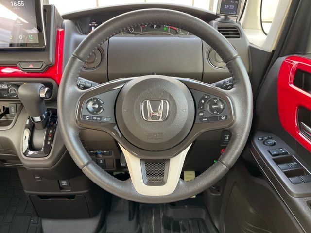 HONDA N BOX 2021 Image 31