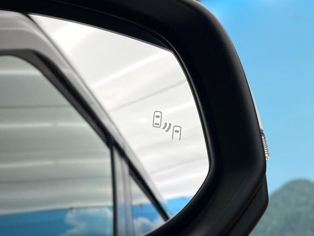 TOYOTA NOAH HYBRID 2022 Image 31