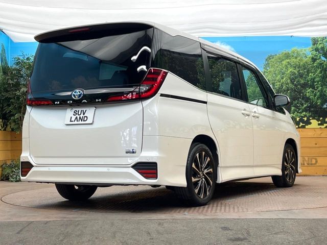TOYOTA NOAH HYBRID 2022 Image 31