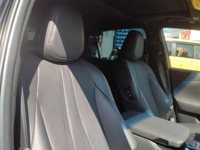 TOYOTA CROWN SEDAN HYBRID 2021 Image 31