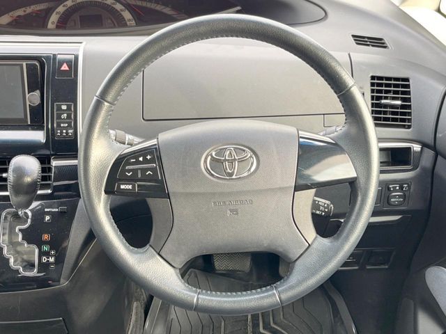 TOYOTA ESTIMA 2013 Image 31