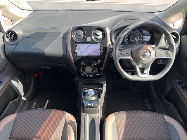 NISSAN NOTE 2017 Image 31