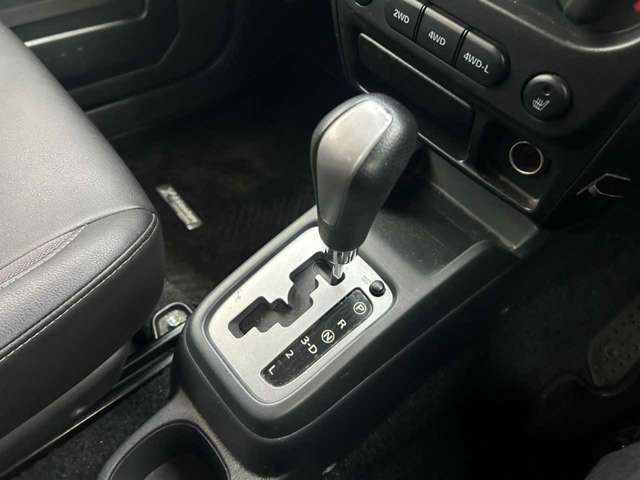 SUZUKI JIMNY 4WD 2012 Image 31