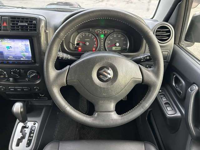 SUZUKI JIMNY 4WD 2012 Image 31