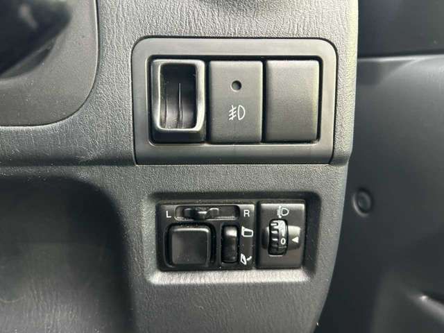 SUZUKI JIMNY 4WD 2012 Image 31