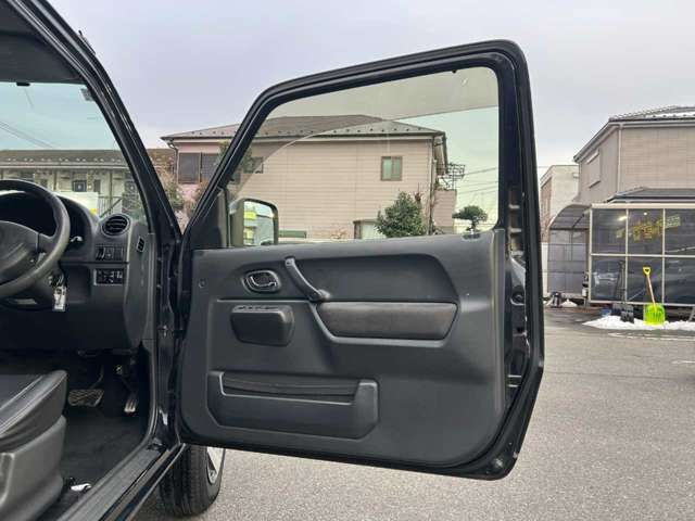 SUZUKI JIMNY 4WD 2012 Image 31