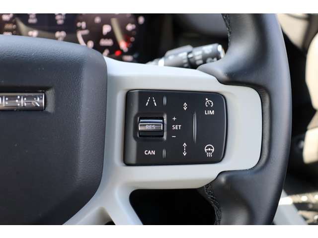 ROVER DEFENDER 2024 Image 31