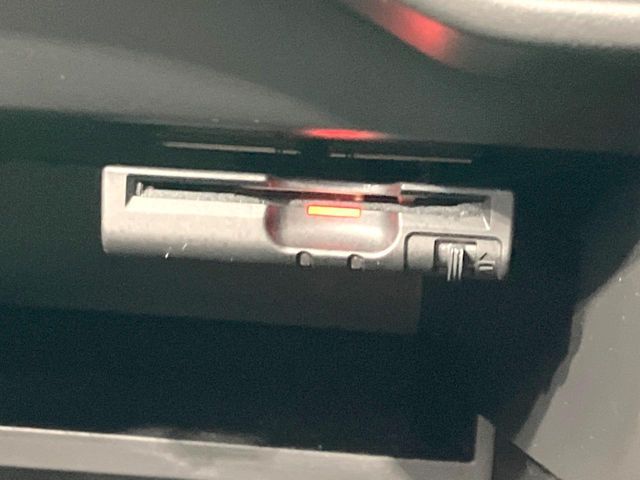 NISSAN NOTE 2015 Image 31