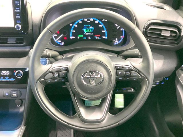 TOYOTA YARIS CROSS HYBRID 2023 Image 31