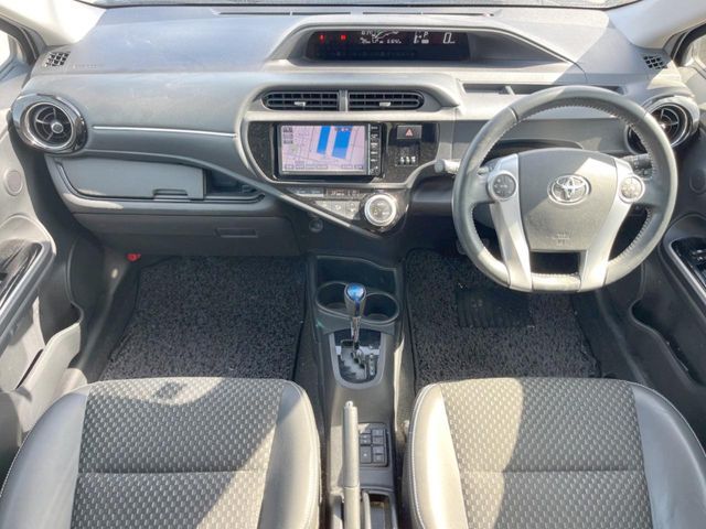 TOYOTA AQUA 2016 Image 31