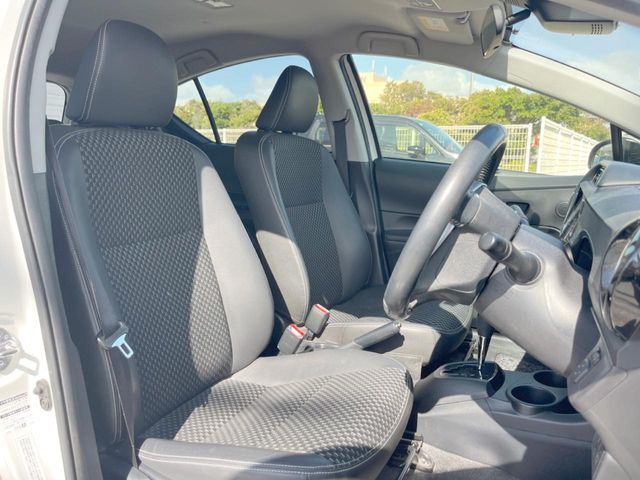 TOYOTA AQUA 2016 Image 31