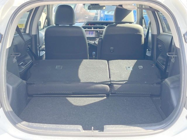 TOYOTA AQUA 2016 Image 31