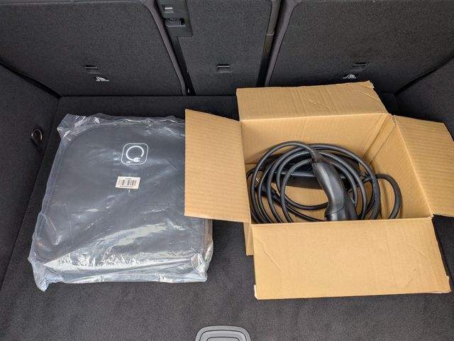 MERCEDES BENZ EQA 2024 Image 31