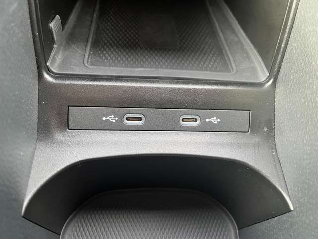 VOLKSWAGEN ID.4 2023 Image 31