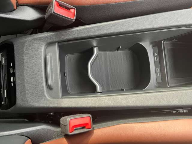 VOLKSWAGEN ID.4 2023 Image 31