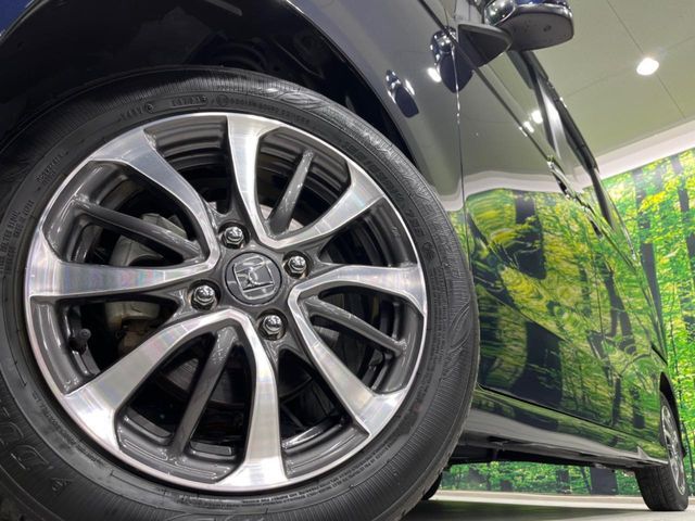 HONDA N BOX CUSTOM 2023 Image 31