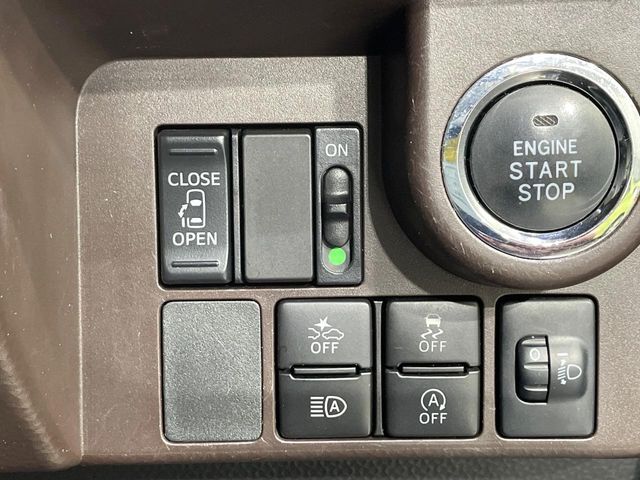 TOYOTA TANK 2019 Image 31