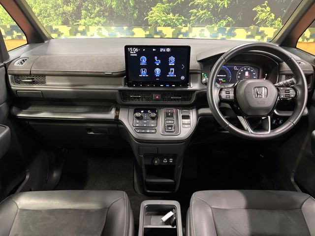 HONDA STEPWAGON E:HEV SPAD 2023 Image 31