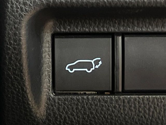 TOYOTA HARRIER 2WD 2020 Image 31