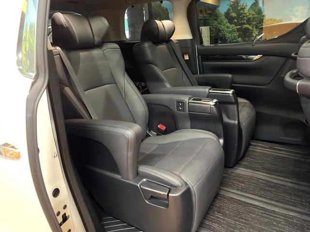 TOYOTA ALPHARD 2022 Image 31