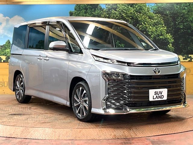 TOYOTA VOXY HYBRID 2026 Image 31