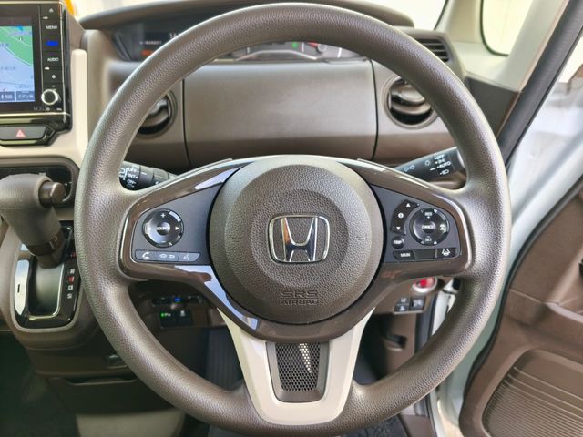 HONDA N BOX 2021 Image 31