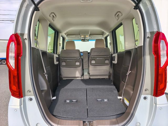 HONDA N BOX 2021 Image 31