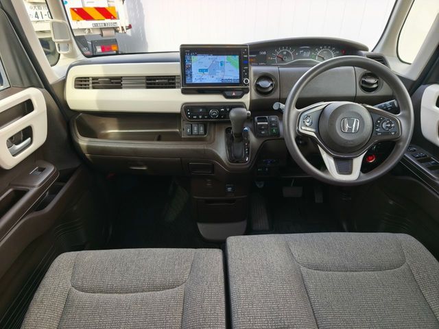 HONDA N BOX 2021 Image 31