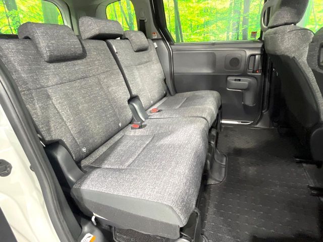 TOYOTA SIENTA HYBRID 2023 Image 31