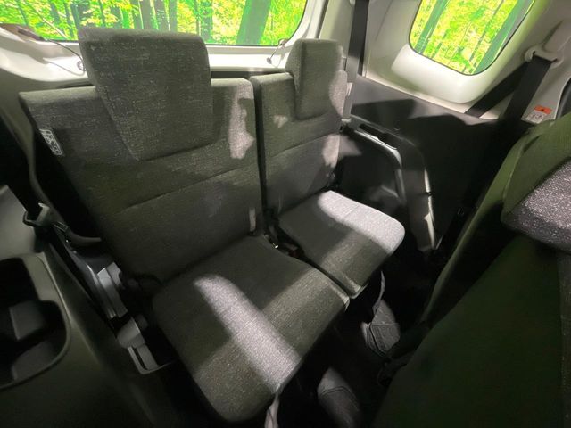 TOYOTA SIENTA HYBRID 2023 Image 31