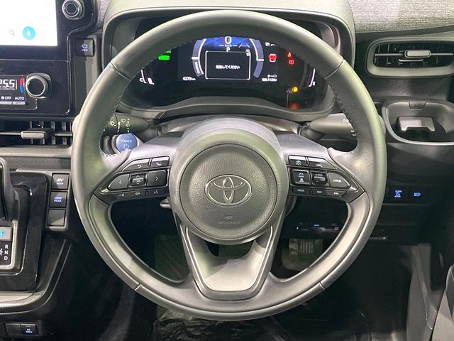 TOYOTA SIENTA HYBRID 2023 Image 31