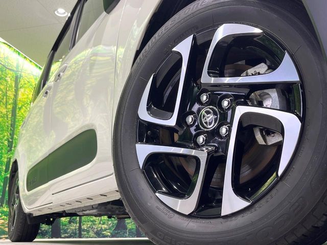 TOYOTA SIENTA HYBRID 2023 Image 31